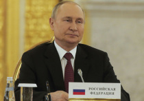 Президент РФ Владимир Путин в понедельник, 5 декабря, подписал закон, расширяющий перечень мест, в которых вводится запрет на проведение собраний, митингов, шествий и демонстраций