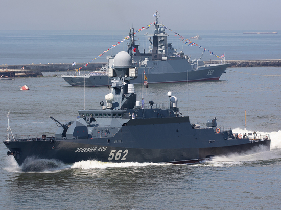 ТАСС: пять кораблей-носителей "Калибров" вышли в море