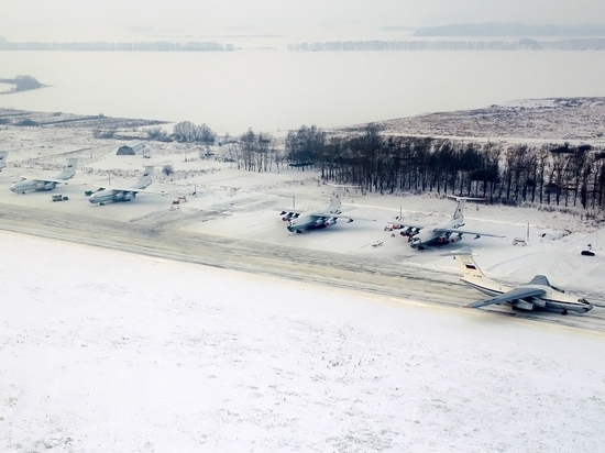 Министерство обороны РФ подтвердило атаку на аэродромы в Рязанской и Саратовской областях утром 5 декабря