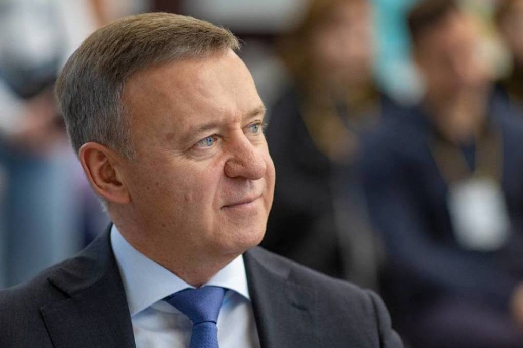 Александр брюханов. Мэр южного украина. Бланарь сергей иванович южно сахалинск. Мэр южно-сахалинска. Кто мэр южно сахалинска.