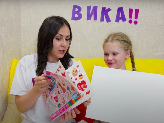 В Красноярске школьница стала блогером с миллионом подписчиков
