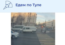 Сегодня, утром 6 декабря, на пересечении проспекта Ленина и улицы Первомайской города Тулы произошло дорожно-транспортное происшествие с участием двух маршрутных такси