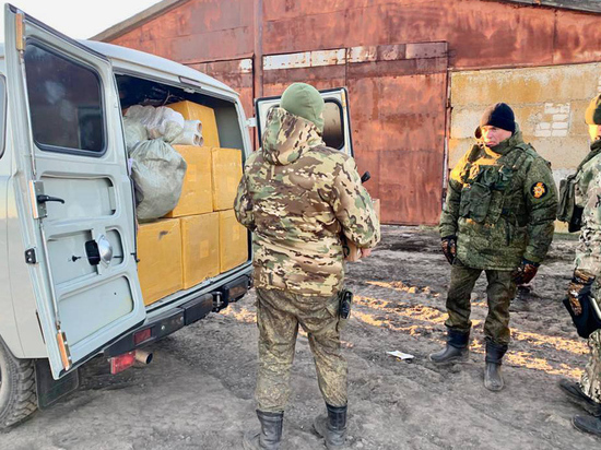 Липецким военнослужащим в зоне СВО доставили автомобили УАЗ и дизельные генераторы
