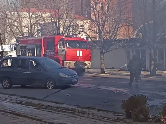 Цветочные магазины и автомобили в Донецке уничтожены снарядами ВФУ