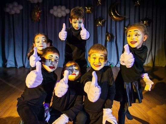 К 2024 году в каждой школе Красноярского края откроют свой театр