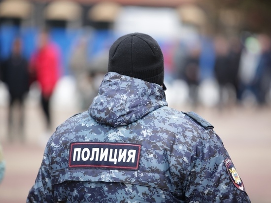 Жителей Новошахтинска просят покинуть улицы и укрыться в помещениях