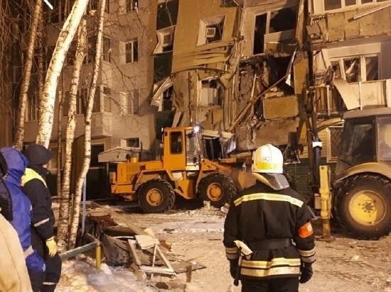 Жителям обрушившегося дома в Нижневартовске начали выдавать жилье