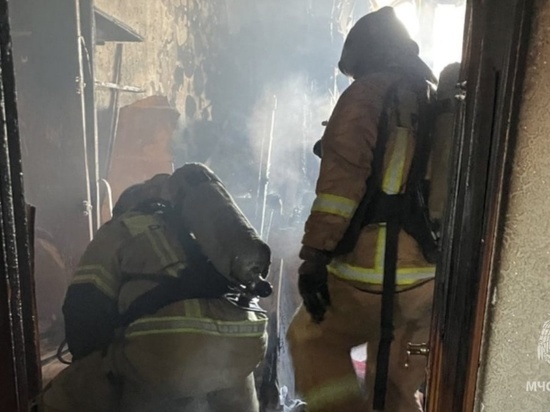 В Оренбурге при пожаре эвакуированы четыре человека