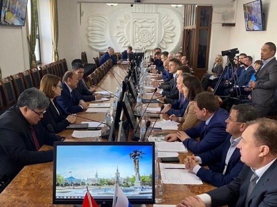 Глава Екатеринбурга встретился с мэром Бишкека