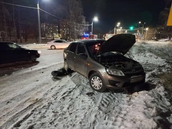 В ДТП в Новочебоксарске получили травмы два водителя
