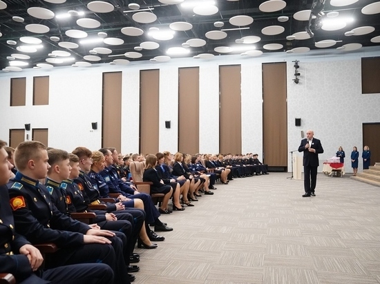 Губернатор Кузбасса назвал Кемеровское президентское кадетское училище гордостью России и примером патриотического воспитания