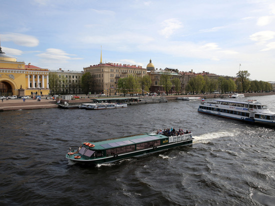 Между Петербургом и Кронштадтом в 2023 году запустят катамараны «Котлин»