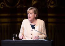 Экс-канцлер Германии Ангела Меркель в интервью газете Zeit заявила, что не принимает участия в урегулировании конфликта на Украине