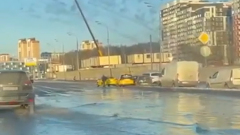 В Москве затопило Дмитровское шоссе: видео очевидцев