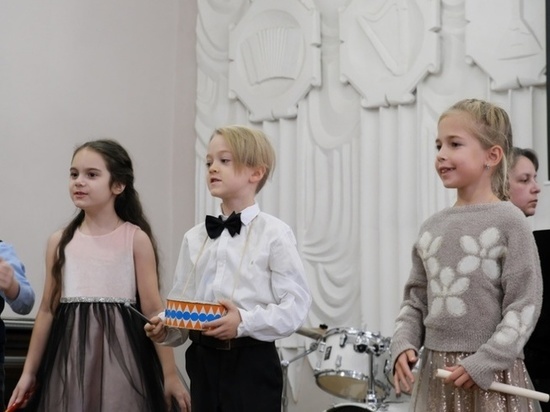 В Смоленске состоялось торжественное посвящение в глинковцы юных музыкантов