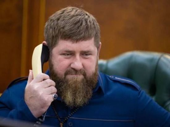 Глава Чечни предложил приравнять многодетное материнство к профессии