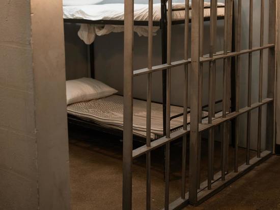 Житель Карелии вооружился газовым баллончиком и напал на пенсионерку