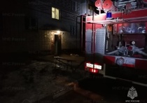 Вечером 7 декабря на улице 328-й стрелковой дивизии города Донской произошло возгорание в жилом многоквартирном доме