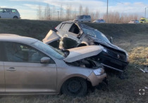 Три женщины, управлявшие иномарками, не разъехались на дороге в Борисовке