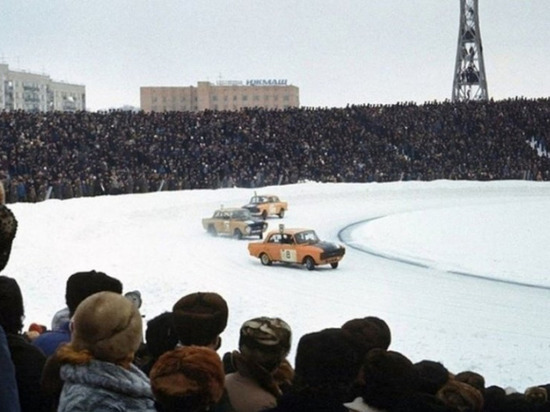 В Удмуртии возобновляют соревнования по кольцевым автогонкам на льду