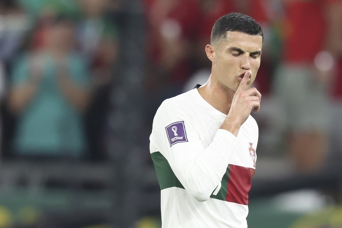 СМИ: Роналду хотел уехать из сборной Португалии во время ЧМ-2022