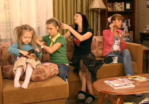 Российский комедийный ситком «Папины дочки» вернется на телеэкраны спустя десять лет. Информация об этом появилась в официальном telegram-канале российского федерального телеканала СТС.