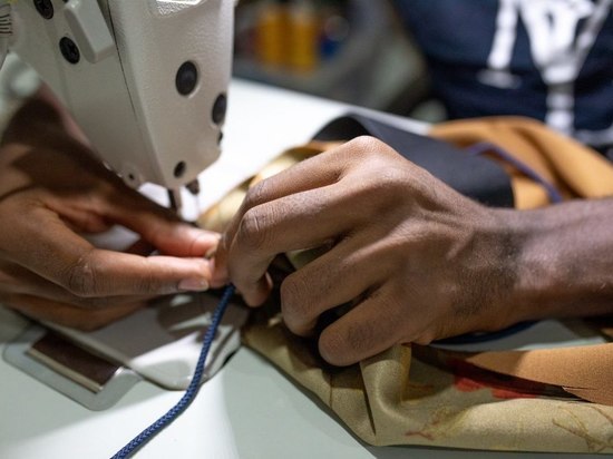 Почти 1000 осужденных трудятся на производствах в Подмосковье