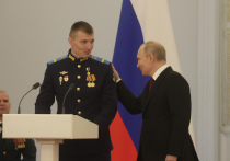 Владимир Путин впервые лично наградил участников спецоперации на Украине