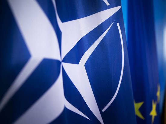 Гаврилов заявил, что НАТО приложили руку к атакам ВСУ на российские аэродромы