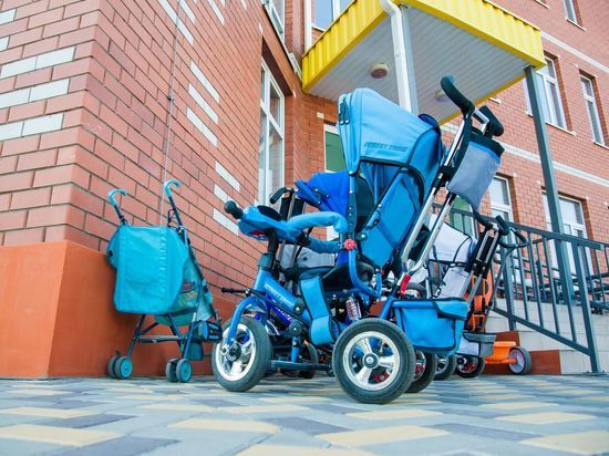 На 6,5 тыс. рублей обманули волгоградку при покупке детской коляски