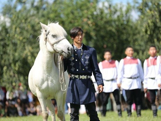 В Санкт-Петербурге откроется выставка о конном переходе Дугуйдана в Москву