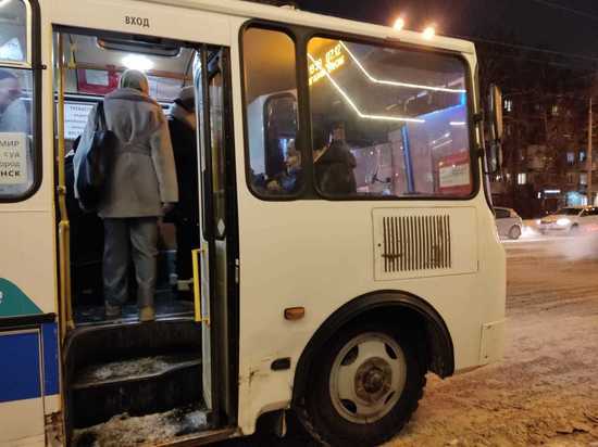  «Пусть цены на маршрутки повысят после улучшения сервиса»: власти Томска проверили качество услуг в транспорте