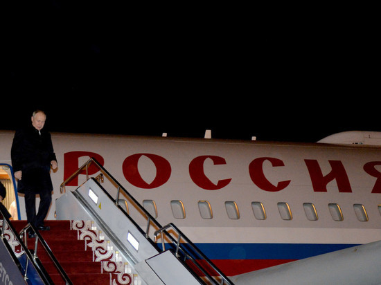 В Кыргызстан прилетел Президент России Владимир Путин