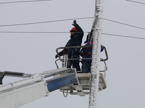 Порядка 800 обрывов ЛЭП устранили энергетики «Россети Северный Кавказ» после стихии в КБР