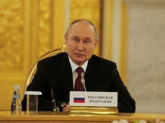 Путин: спад экономики России составит 2,9%