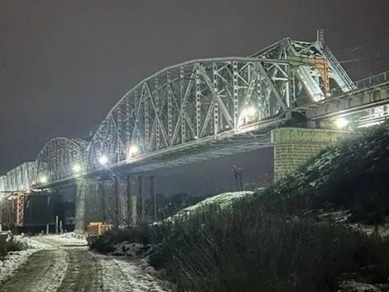 Шестой пролёт нового моста через Оку установили в Серпухове