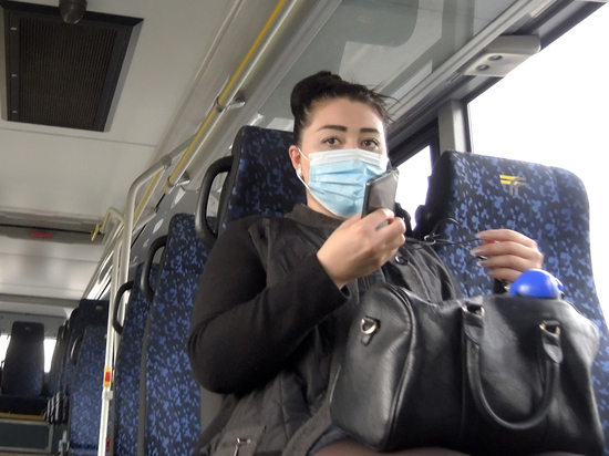 Инфекционист Малышев призвал россиян вновь носить маски из-за гриппа