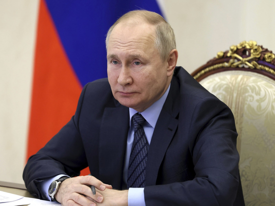 "Это было неожиданно": Путин о заявлении Меркель про Минские соглашения