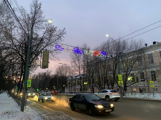 10 фотографий, как выглядит Томск в огнях новогодней иллюминации