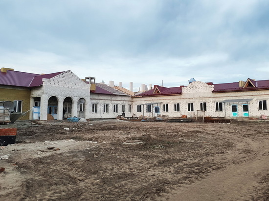 В Курской области продолжается строительство дома-интерната для престарелых и инвалидов