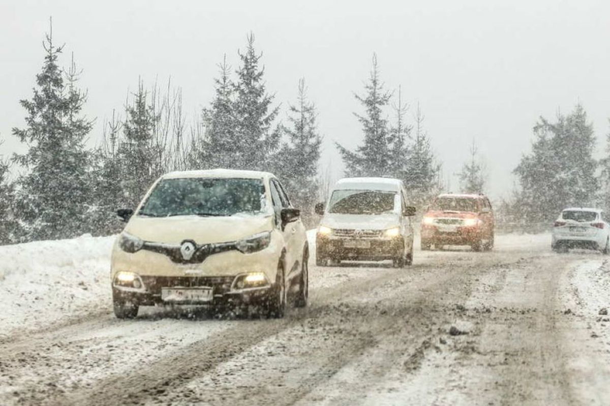 Автомобильные стекла не покроются инеем и не замерзнут за ночь: что .