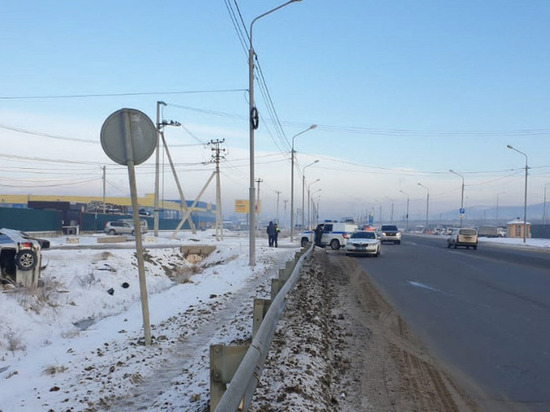 Пешехода с переломом черепа госпитализировали с места ДТП в Южно-Сахалинске