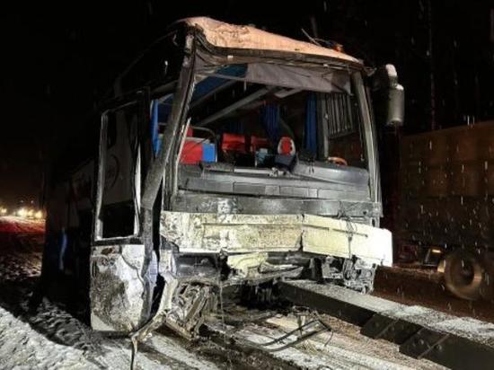 Пассажирский автобус из Рязани попал в серьёзное ДТП в Ивановской области