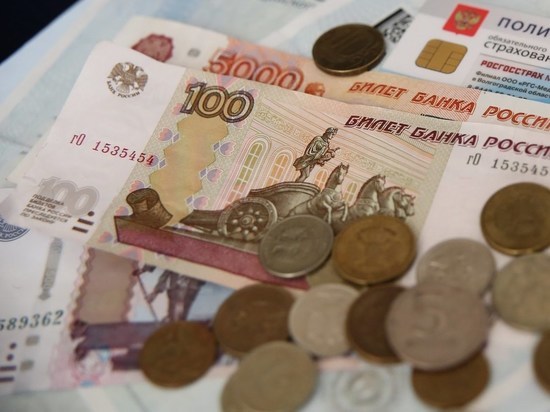 Средний размер пенсий волгоградцев увеличился до 17480 рублей