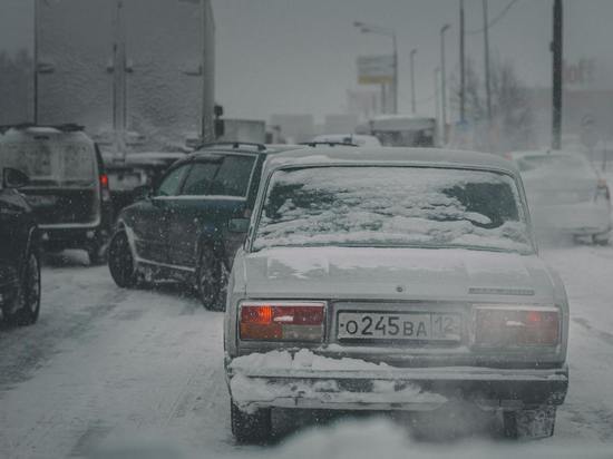 В Воткинском районе до 12 декабря ограничили движение грузовиков из-за непогоды