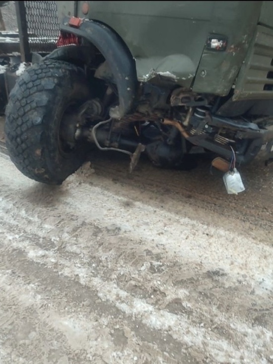 В тройном ДТП с трактором в Тверской области погиб человек