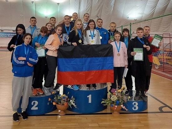 Более тридцати медалей завоевали легкоатлеты из ДНР в Ярославле