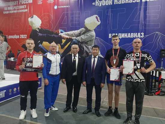 Сахалинцы завоевали три медали на соревнованиях по мас-рестлингу «Кубок Кавказа-2022»