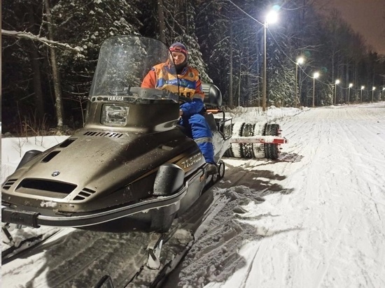 Уплотнение снежного покрова провели на лыжной трассе в Петрозаводске