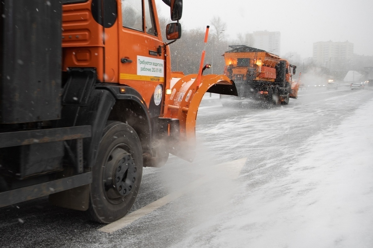 Коммунальные службы Костромы напрягают силы в борьбе с последствиями снегопада